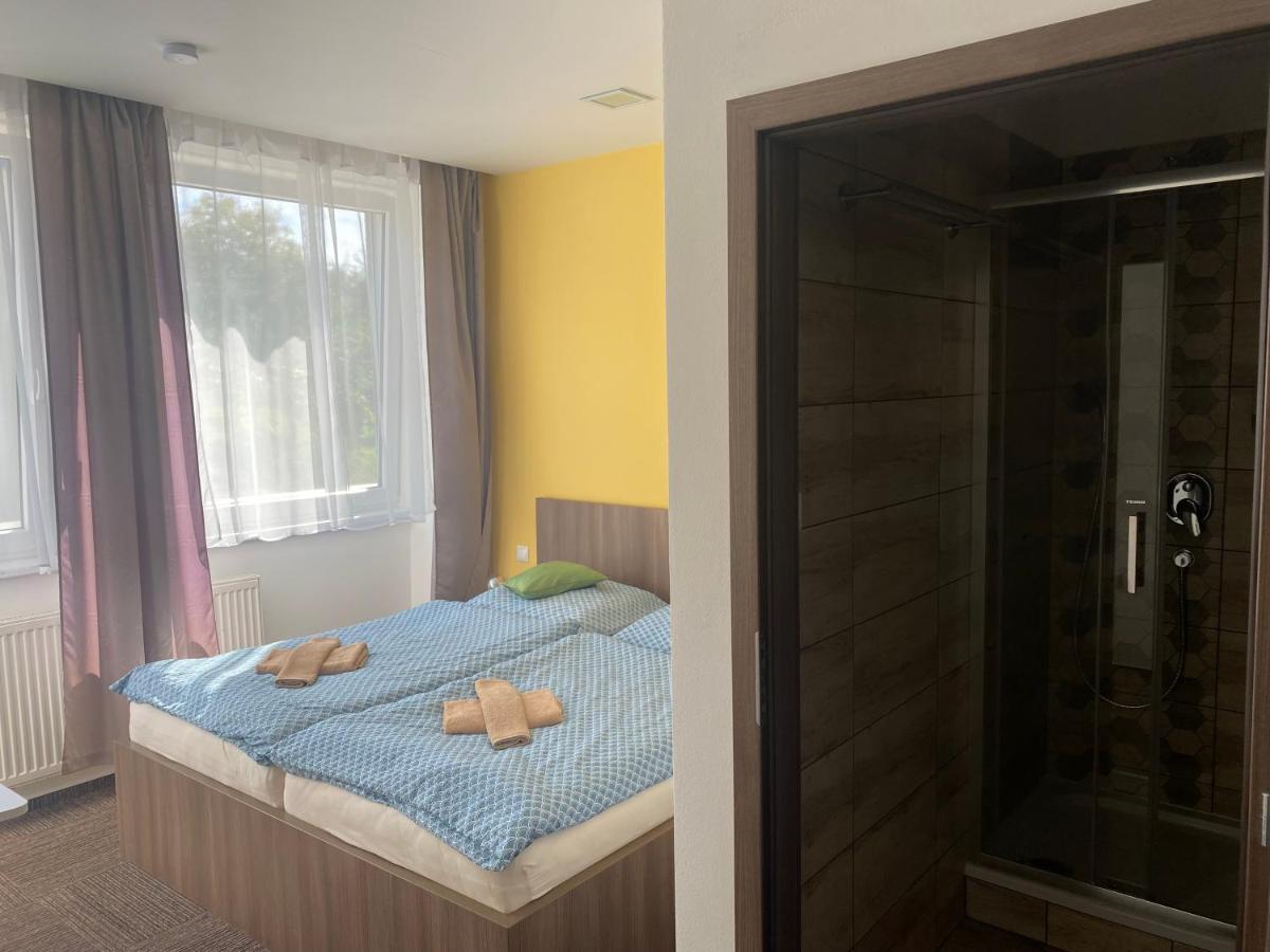Penzion Teplanka Považská Bystrica Zewnętrze zdjęcie